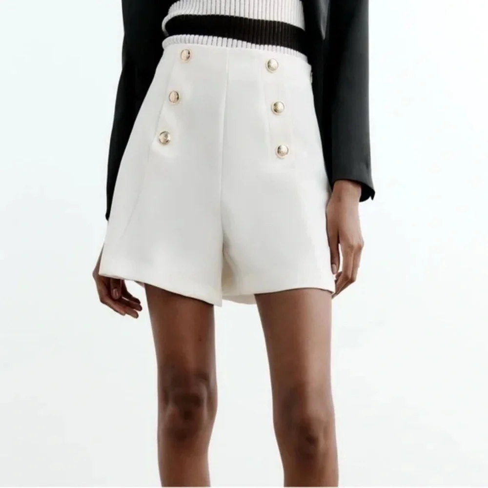 Zara White High Waist Shorts Gold Button Detail XL NWT Preppy Chic